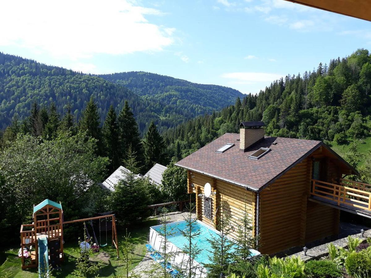 Villa Alpiyka Slavske Esterno foto